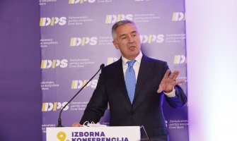 Đukanović: Nikada nije bilo u ovih 30 godina žešće ofanzive na nezavisnu CG