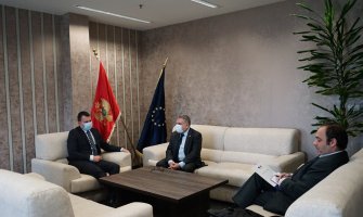 Begović i Timonije: Republika Francuska je otvorena za saradnju sa Crnom Gorom na polju sporta i omladinske politike