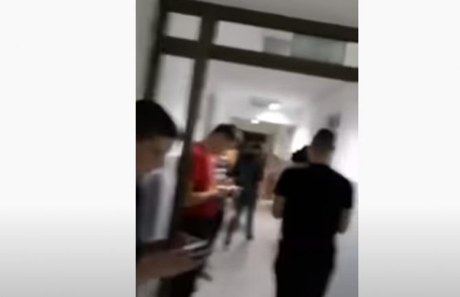 Polaznici Policijske akademije u Danilovgradu pjevali „Oj Kosovo, Kosovo”(VIDEO)