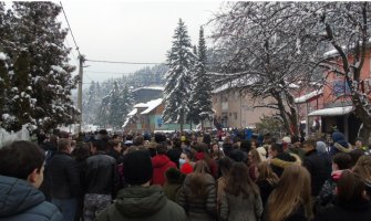 Protest u Pljevljima: Građani traže od nadležnih da ne razdvajaju brata i sestru