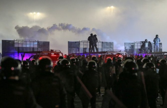 Zbog cijena goriva pala vlada u Kazahstanu