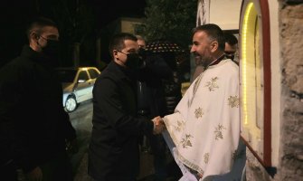 Bečić se na ponoćnoj Božićnoj liturgiji pomolio za mir, blagostanje i napredak Crne Gore