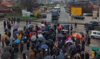 Protest zbog iskopavanja litijuma: Blokada Ibraske magistrale u Preljini