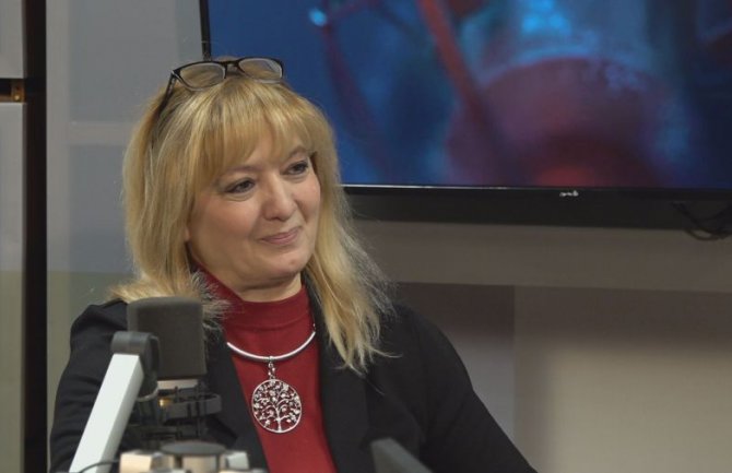 ¨Sistemski da se zadrži zdravstveni radnik, brže do specijalizacija, stanova i boljeg standarda¨