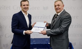 Prof. dr Saša Raičević dobitnik Priznanja UCG: Podrška kolega čini zadovoljstvo još većim