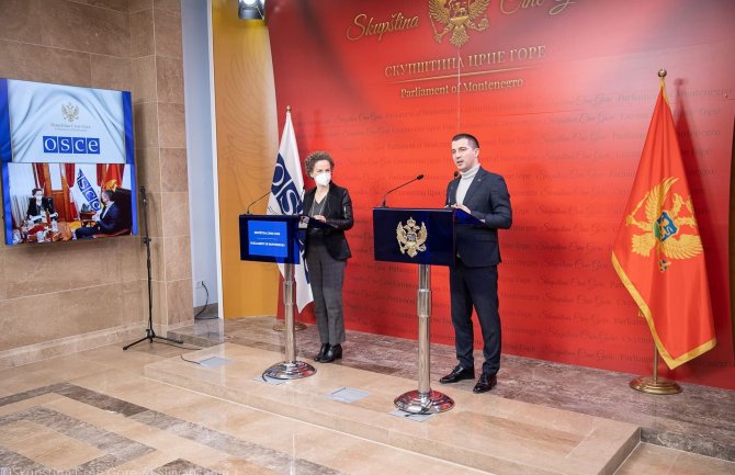 Misija OEBS-a će nastaviti da podržava jačanje Parlamenta