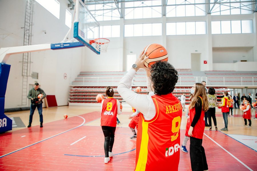 51915490261bd952f61dbc