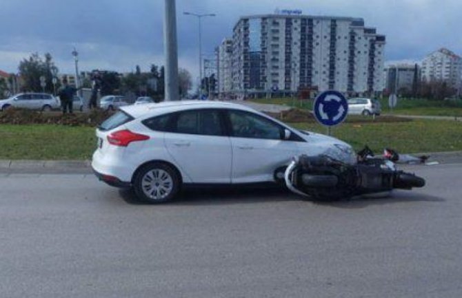 Sudar automobila i motocikla u Baru, nema povrijeđenih