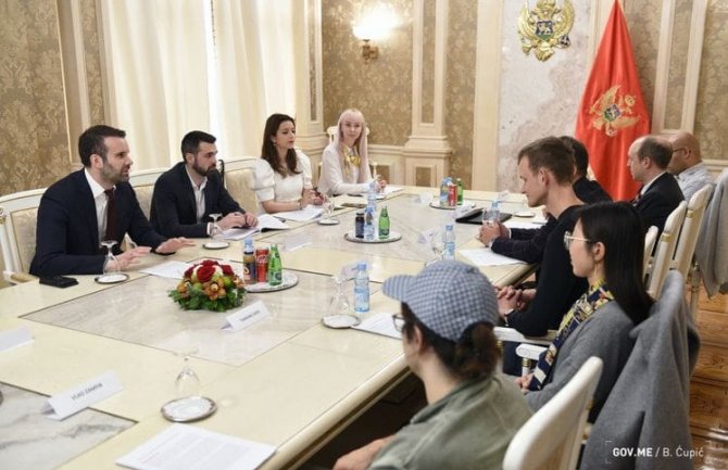 Spajić: Mladima poručujemo da je svijet u Crnoj Gori i da ne traže budućnost negdje drugo