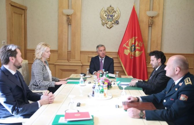 Bez dodatnih vojnika, moguće slanje u misiju NATO-a