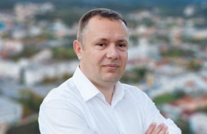 Lunjić: Skandalozno pravno nasilje, Nimanbegu u zoni krivične odgovornosti, tražimo hitnu reakciju SDT-a