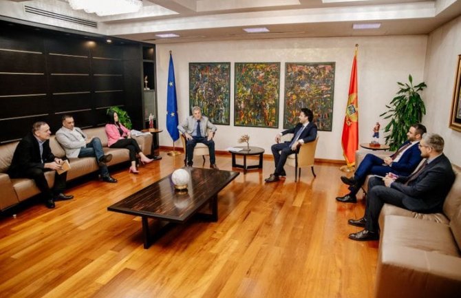 Abazović sa USSCG: Poboljšanje saradnje da efektuira zajedničkim pobjedama