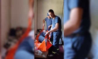 Spasioci pomogli Hitnoj pomoći: Starica prebačena iz Veljeg Dubokog do KCCG