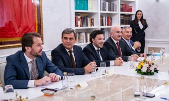 Đurović sa liderima parlamentarnih partija:  Postoji raspoloženje da se važna pitanja rješavanju