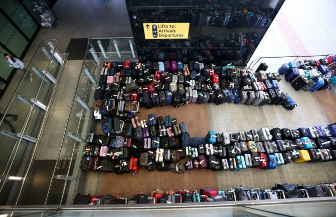  Haos na Heathrowu, u zadnji tren otkazani letovi za 10.000 putnika