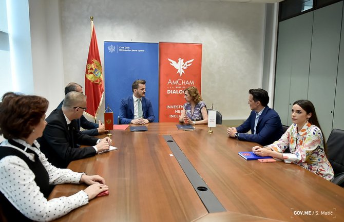 Aktivnim dijalogom privatnog i javnog sektora do boljeg poslovnog okruženja