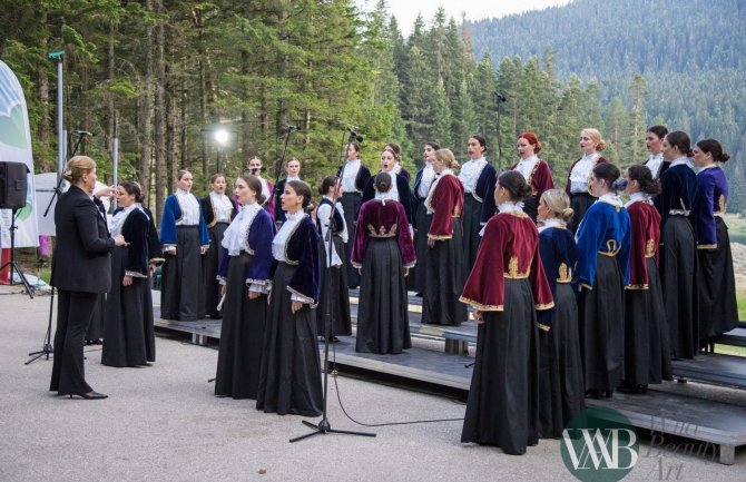 Akademski hor Collegium Musicum oduševio publiku na Durmitoru