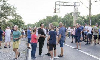 Nova blokada saobraćajnice ka aerodromu zakazana za nedelju