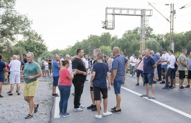 Nova blokada saobraćajnice ka aerodromu zakazana za nedelju