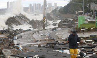 Snažan tajfun u Južnoj Koreji ostavio 20.000 domova bez struje