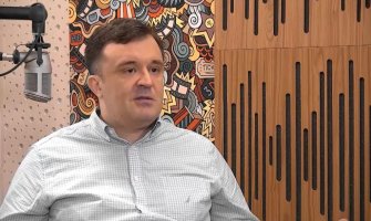 Abazoviću odgovara politička kriza da bi i dalje vladao