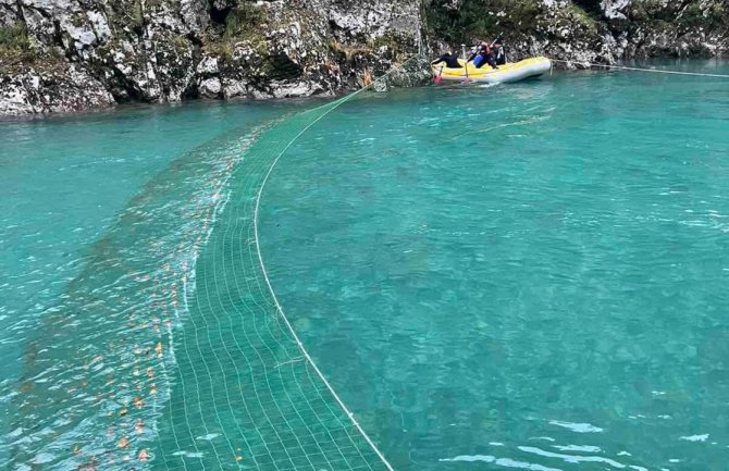 Sjutra se nastavlja potraga za dječakom, postavljena mreža, vodstaj u opadanju