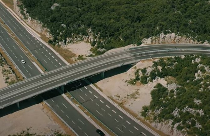 Ambasador Kun: Autoput koji je izgradila Kina u Crnoj Gori značajan