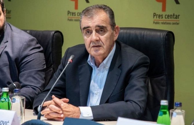 GI 21. maj: Poziv policije Živkoviću, progon političkih neistomišljenika