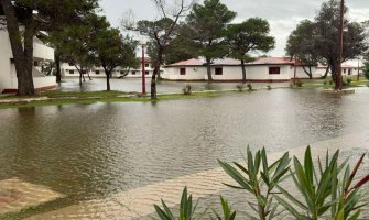 Bujice razaraju plaže, ne čekaju na „administraciju“