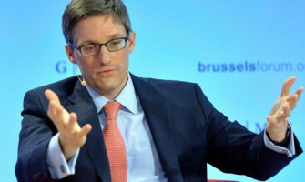 Savjetnik Stejt departmenta Derek Šole otkazao ovonedjeljnu posjetu regionu