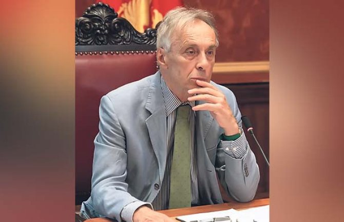 Lekić traži od Đukanovića da zaustavi ,,režiranu hajku“ protiv francuskog ambasadora