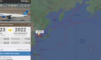 Avion poletio u 2023. godini, a sletio u 2022.