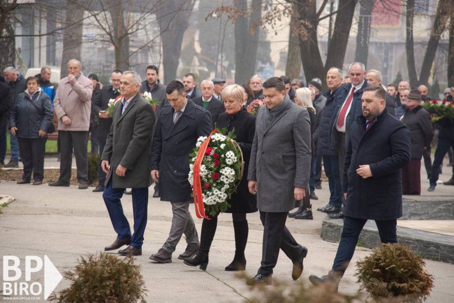 IMG3c2ce2ae34db993a0d2d7babf0d95788V