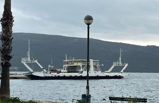 Mikijelj:  Trajekt ,,Prizna“ će nositi ime ,,30. avgust“