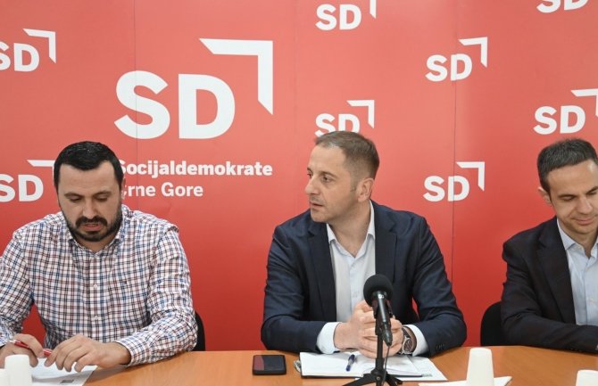 Šehović i Mugoša: Aktuelna vlast za dvije i po godine ozbiljno ugrozila temeljne vrijednosti ove države