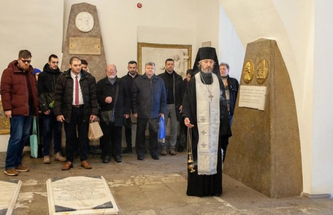 Crnogorski studenti odali počast crnogorskom mitropolitu Vasiliju Petroviću