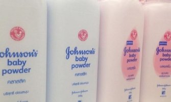 Johnoson & Johnson traži zaustavljanje desetine hiljada tužbi zbog kancerogenog pudera