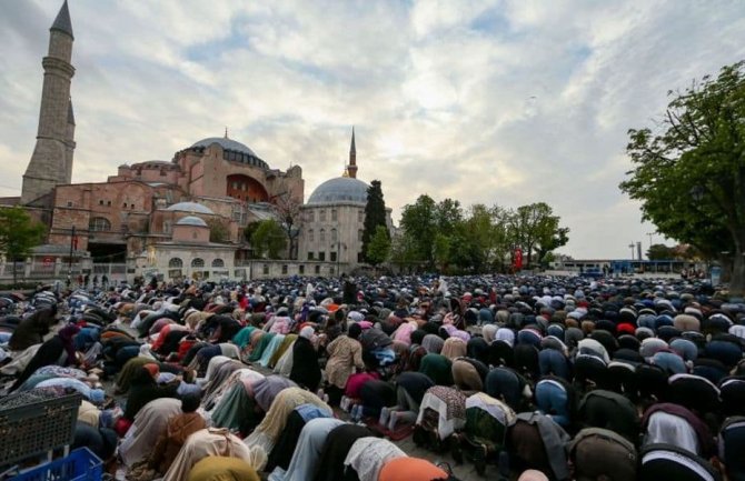 Danas je Ramazanski bajram