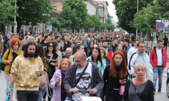 Kragujevčani šetali glavnim gradskim ulicama na protestu protiv nasilja