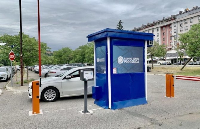 Podgorica: Parking servis tokom praznika neće vršiti naplatu u zoniranim djelovima grada