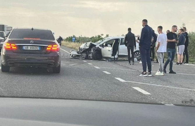 Podgoričani povrijeđeni u udesu u Skadru