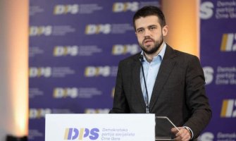 Nikolić: Dezorjentisana saopštenja PES-a kao da piše Dritan Abazović