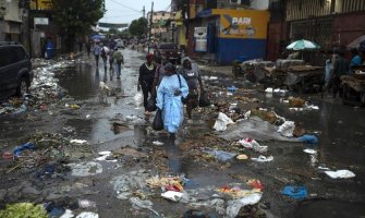 Više od 40 žrtava poplava na Haitiju, hiljade ljudi pogođene