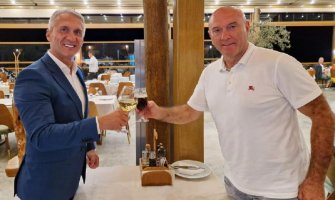 Bato Carević podržao Dejana Vukšića