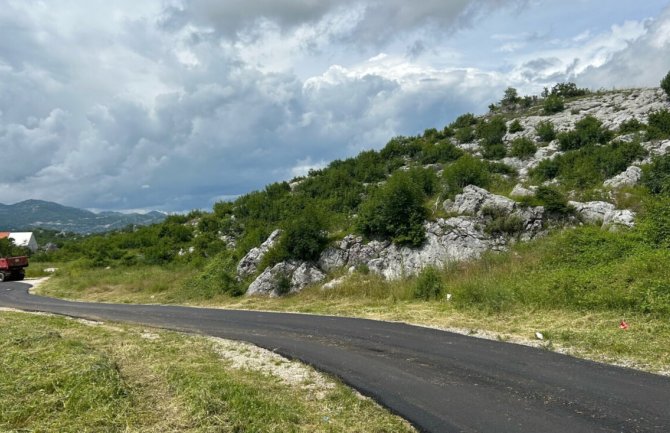 Cetinje: Asfaltiranje pristupne saobraćajnice ka naselju Zagrablje