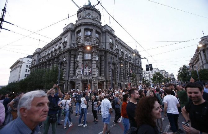 Srbija: Protestne šetnje u četiri grada