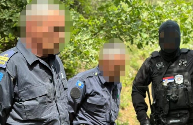 Kosovski policajci koje je uhapsila Srbija pušteni da se brane sa slobode