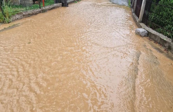 Poplave u Rožajama, naselje Ibarac pod vodom