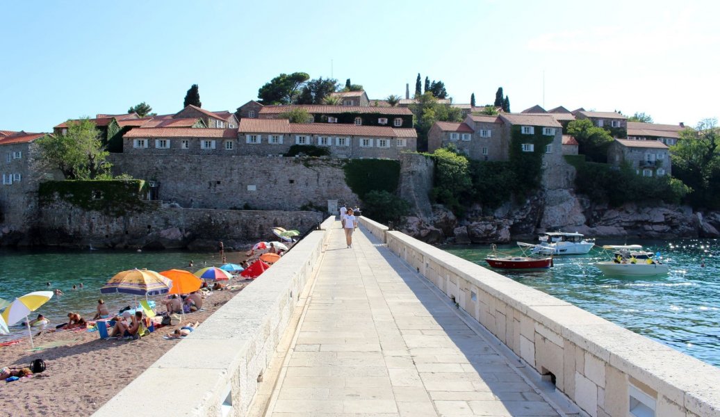 1688844577svetistefan02082017draganmijatovic11