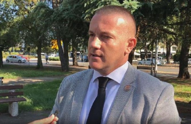 Pekić: Pronađena oprema dovoljna za izazivanje nemira u državi